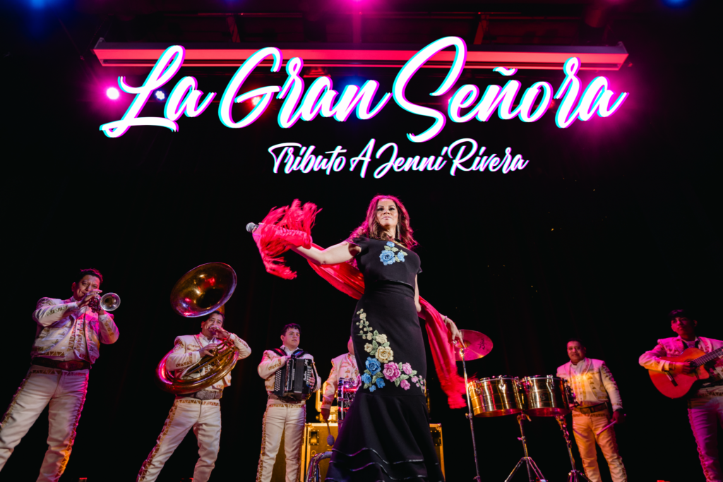 La Gran Señora Laura Elena